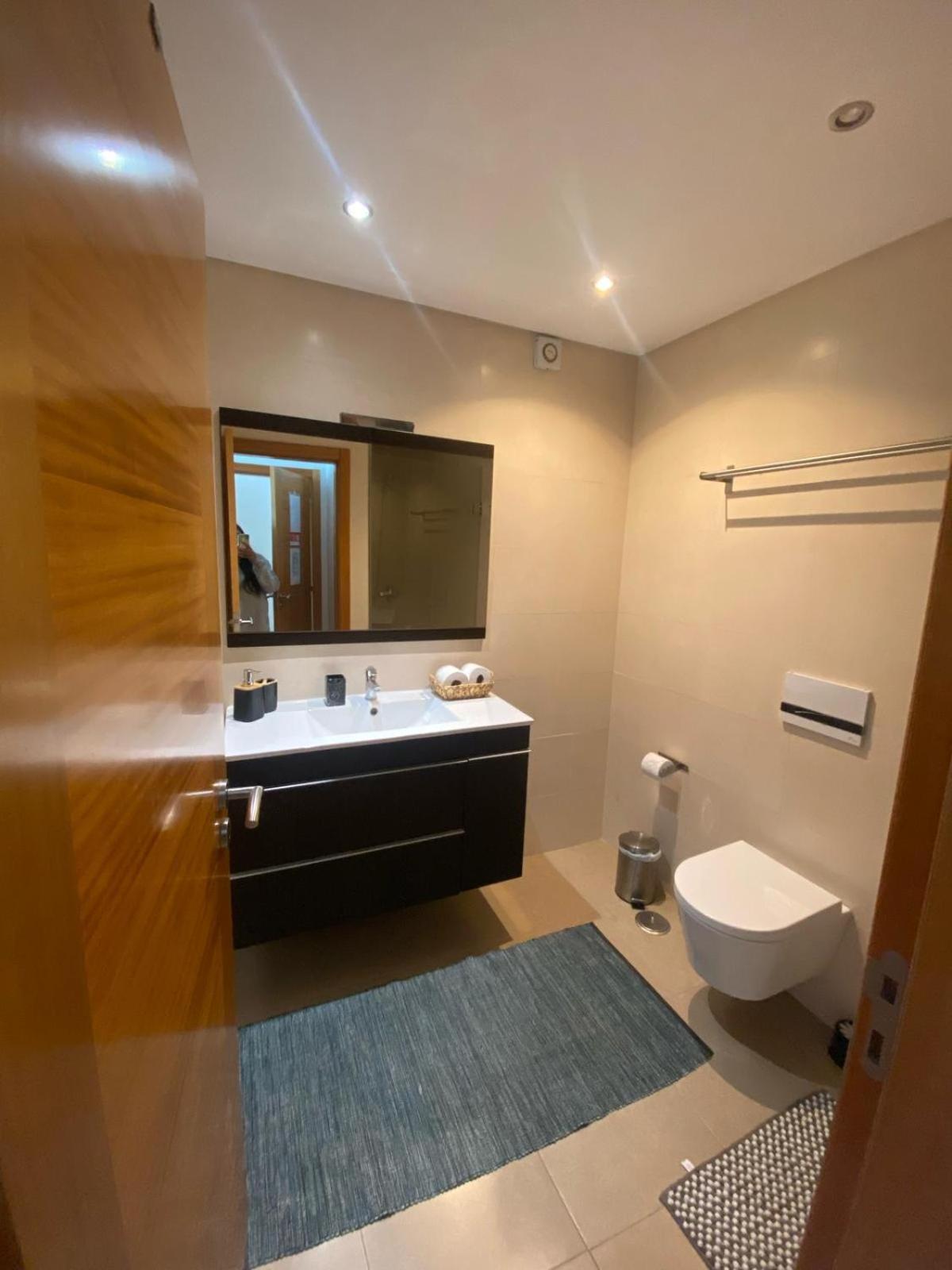 Arthouse Surf Ericeira Hotel ภายนอก รูปภาพ