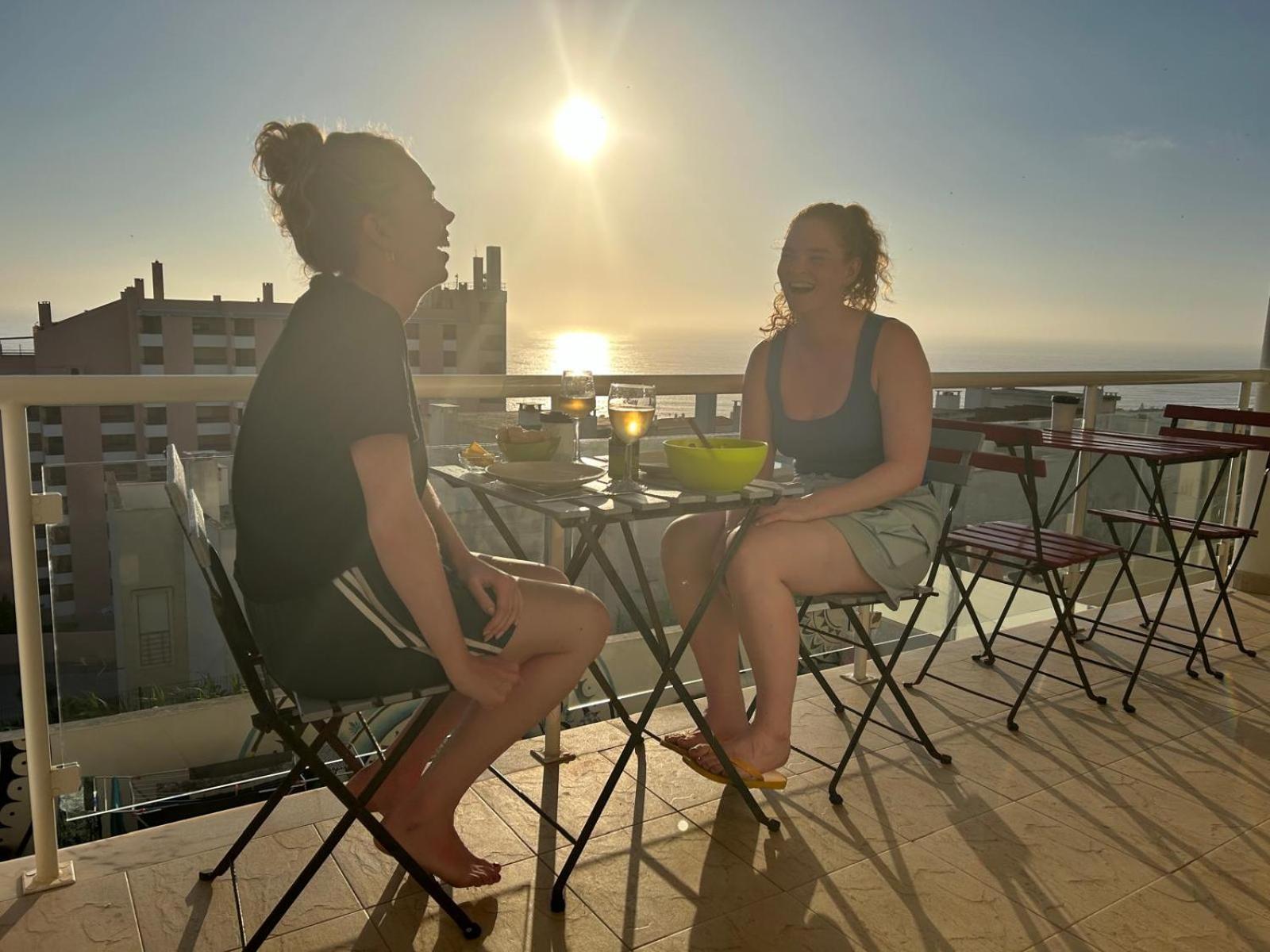 Arthouse Surf Ericeira Hotel ภายนอก รูปภาพ